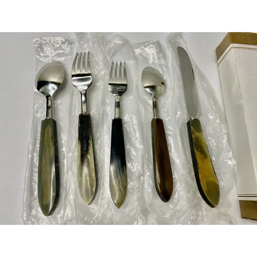 Pottery Barn Horn Flatware 2008-2009 Genuine Horn‎ 5 Piece Place Setting Read #5